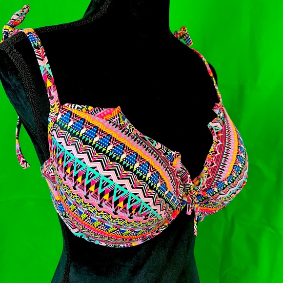Stylable, multiple-colour (pink, black, blue, yellow, teal and white) Bikini Top - Picture 4 of 11